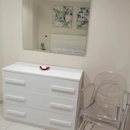 Attico Con Terrazza A Apartament *