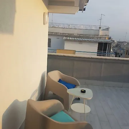 Apartament Attico Con Terrazza A