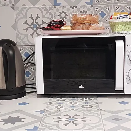 Attico Con Terrazza A バーリ