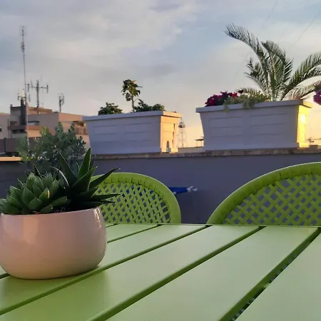 Attico Con Terrazza A باري