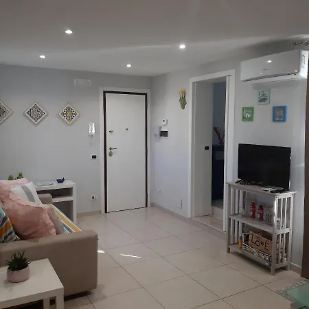 شقة Attico Con Terrazza A *